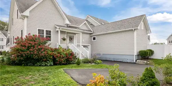 73 Seafare Lane