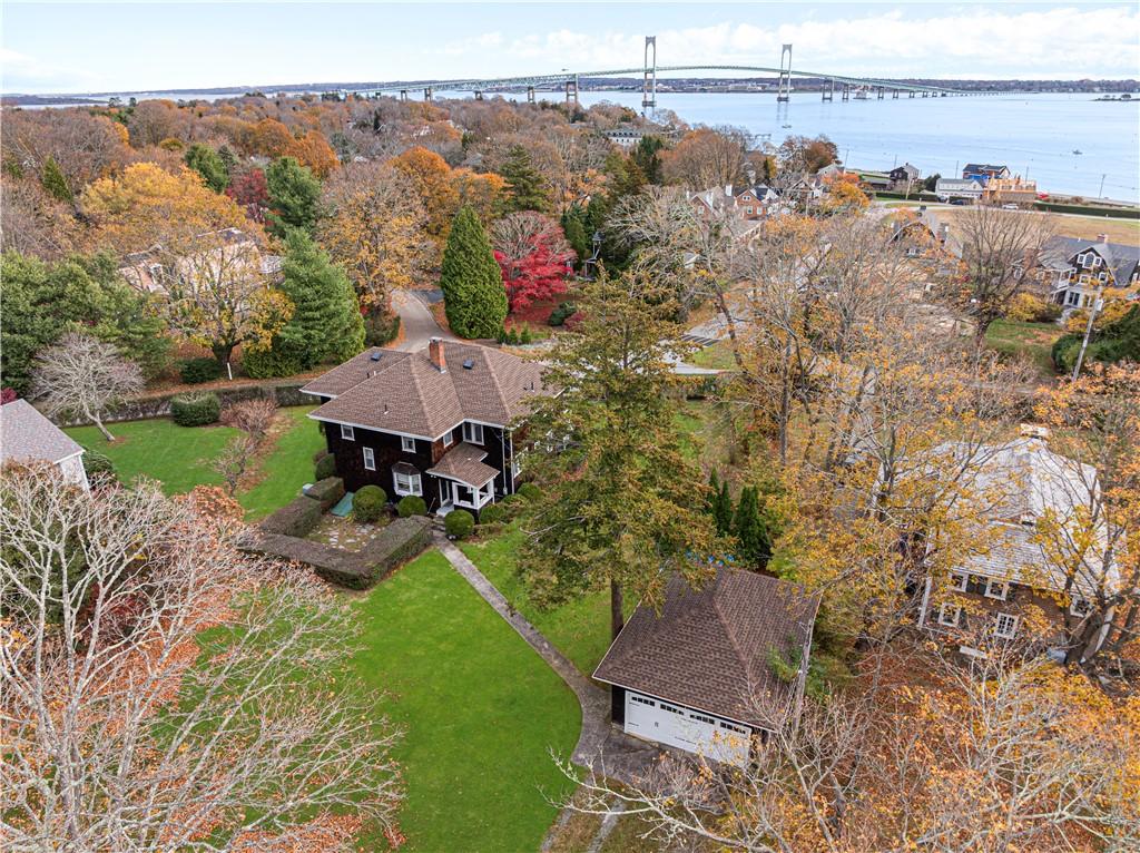 Image 4: This home has frontage on both Longfellow Road and