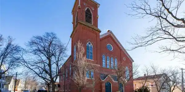 10 East Street