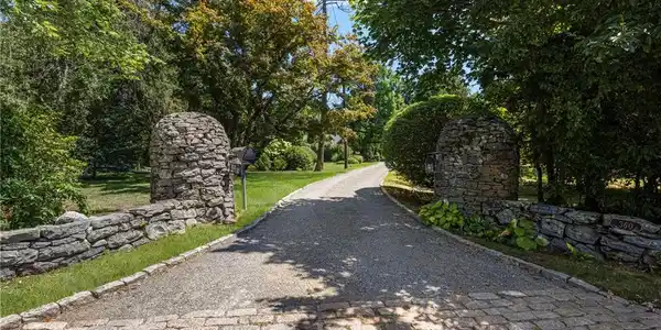 Image 3: Private Driveway