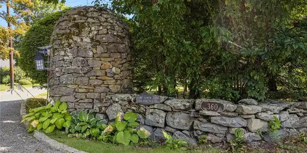Image 4: Stone Entrance
