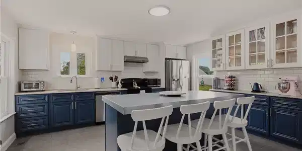 226 Turnpike Avenue