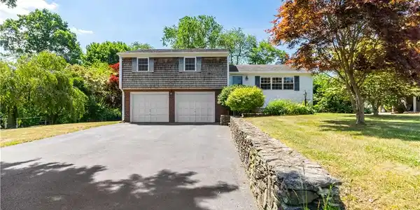 36 Roosevelt Drive
