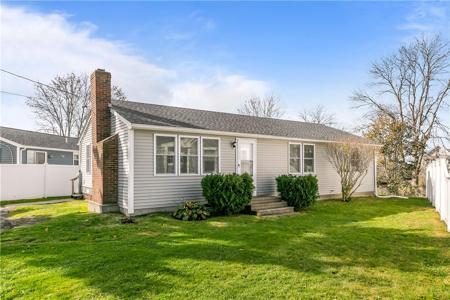 162 Center Avenue