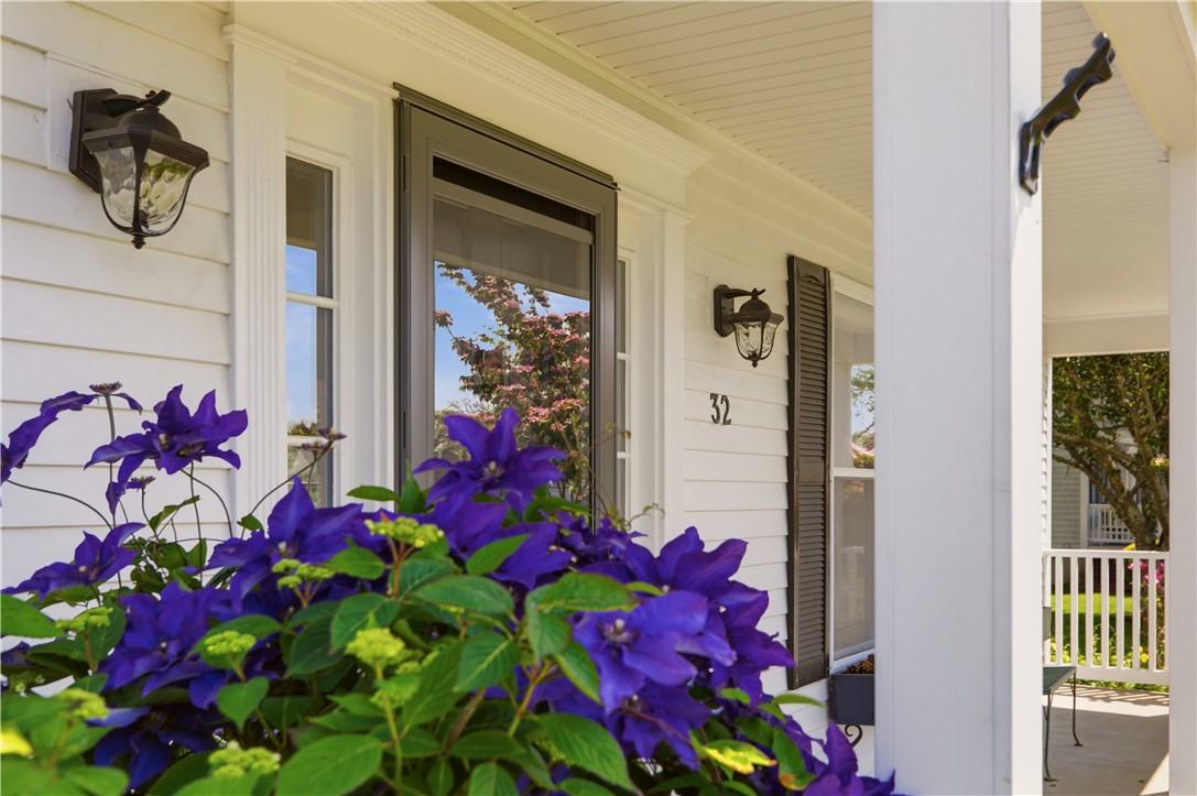Image 4: Beautiful Plantings on front porch