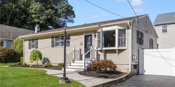 15 Anthony Street