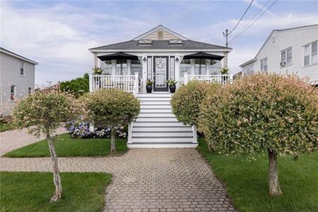 13 Uzzi Avenue