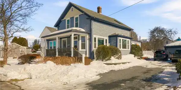 181 Center Avenue