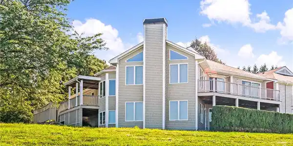 200 Arboretum Lane