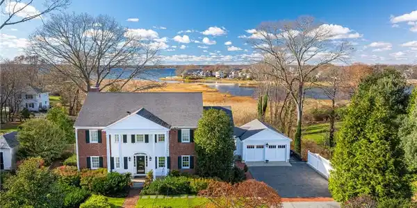 63 Alfred Drowne Road