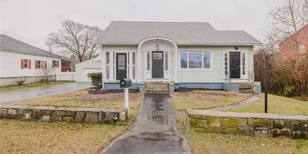 1120 West Shore Road