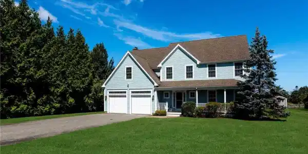 99 Lilac Lane