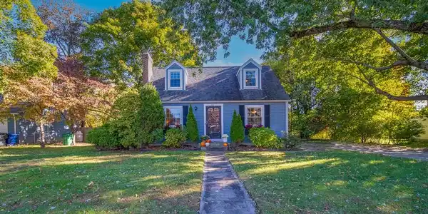 36 Bowen Briggs Avenue