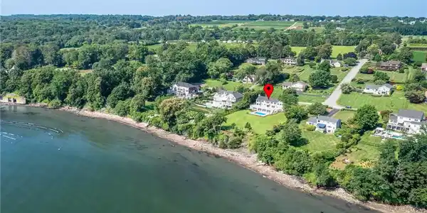Image 2: Direct Unobstructed views of the Sakonnet River