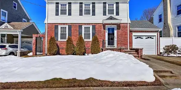 42 Mountain Avenue