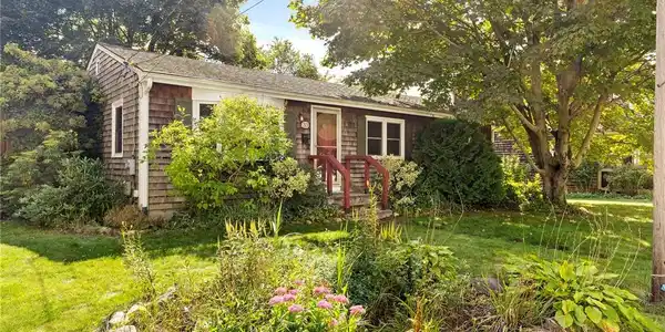 33 Sprague Avenue