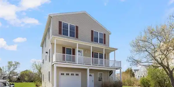 42 Spruce Avenue