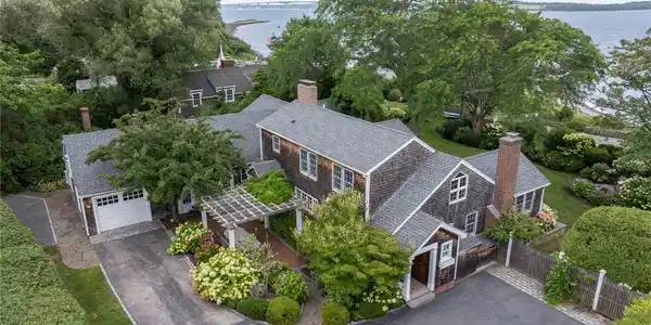 190 Ferry Road