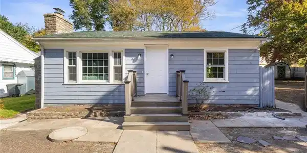 400 Schooner Avenue