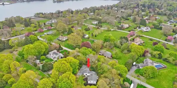 58 Leonard Drive