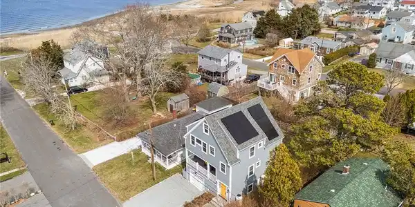 107 Dighton Avenue