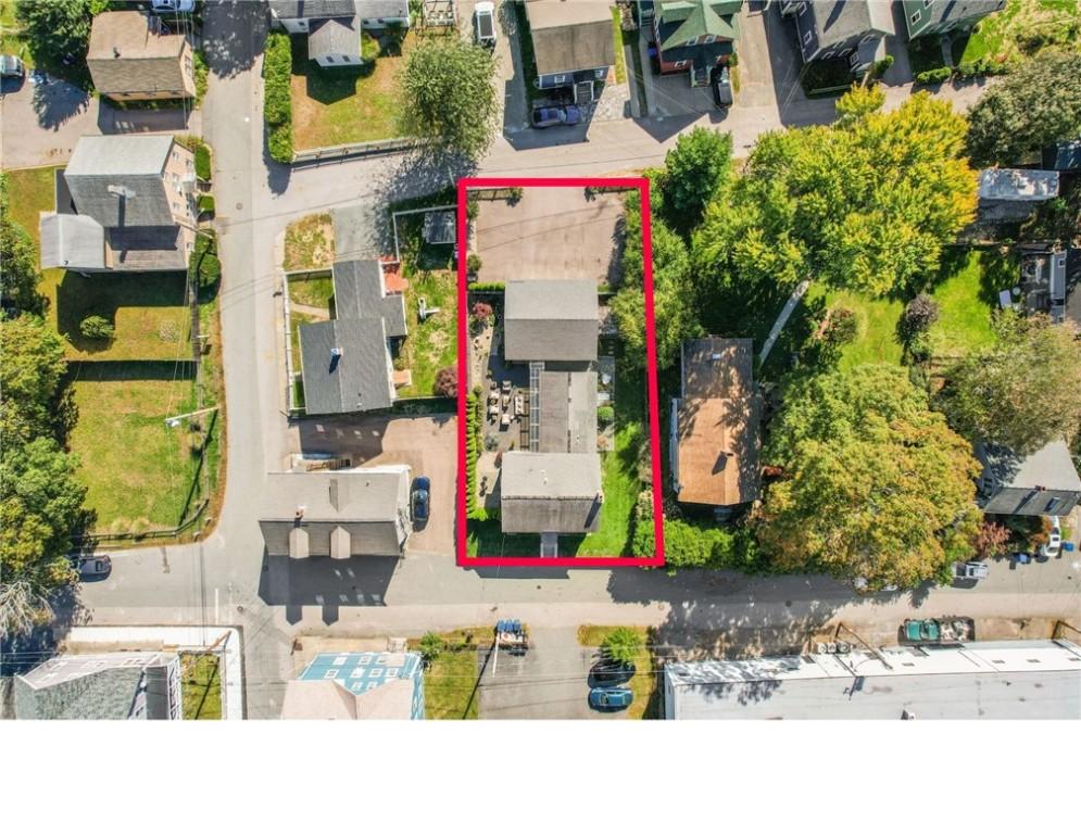 Image 4: Top Down View - Plat Goes Through from Street to S