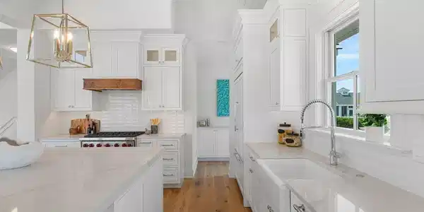 Image 3: Images are of a similar home and are shown for ill