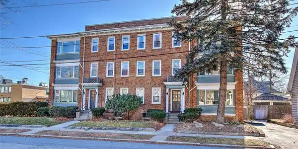 539 Lloyd Avenue