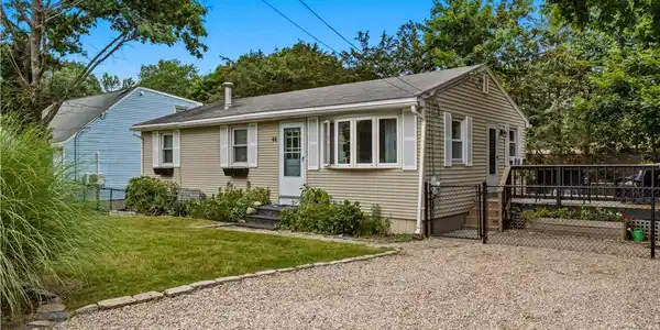 44 Highbank Avenue