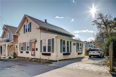 129 Connection Street