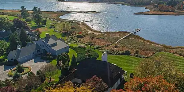 119 ADAMS POINT Road