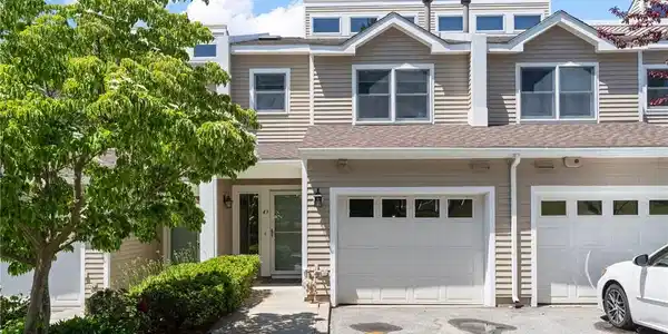 43 Lawton Brook Lane
