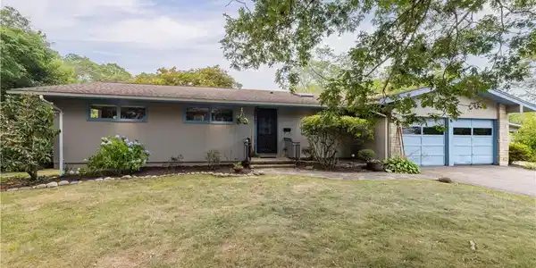 11 Guzeika Road