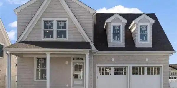 12 Lookout Lane