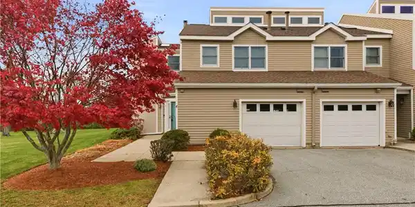 41 Lawton Brook Lane