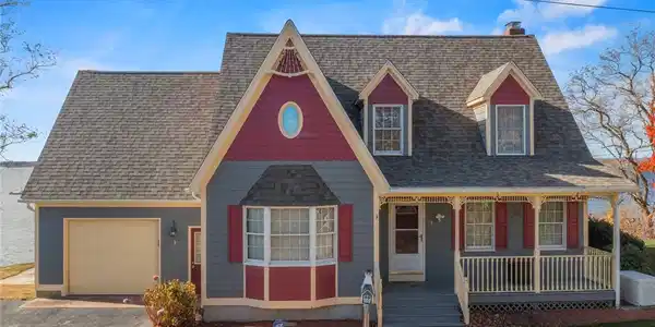 3 White Avenue