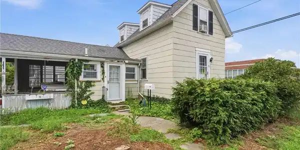 96 Silver Spring Avenue