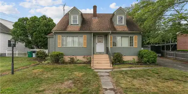 509 West Shore Road