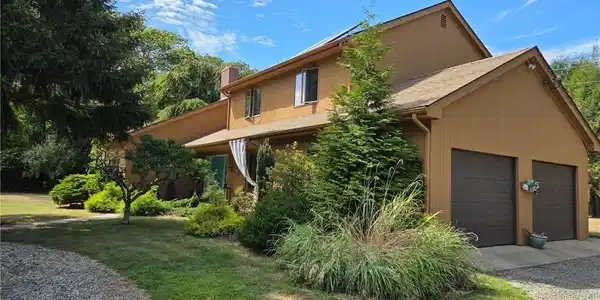 40 Gosnold Road