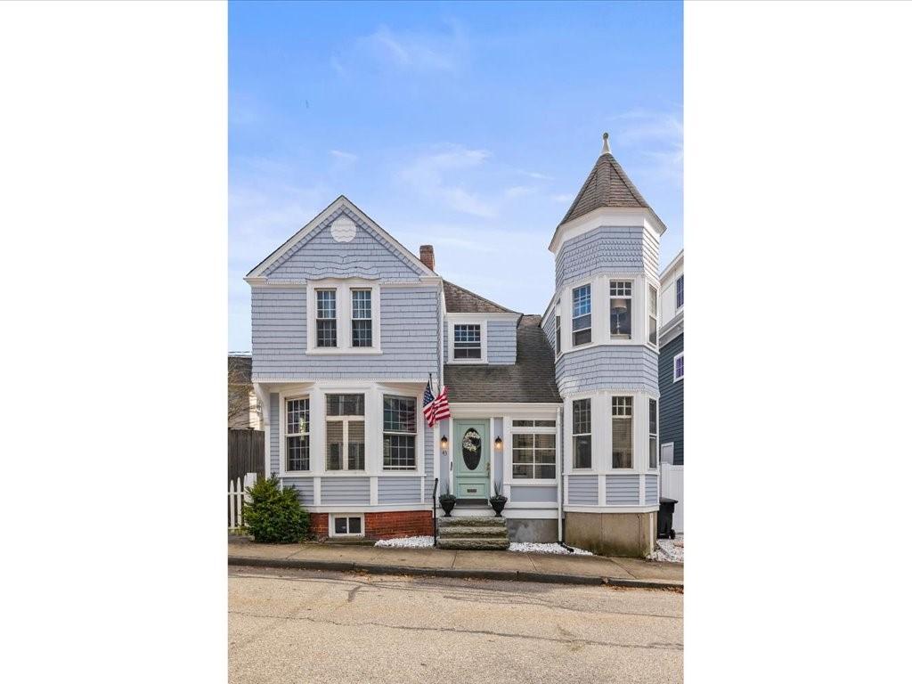 Image 3: Front of home