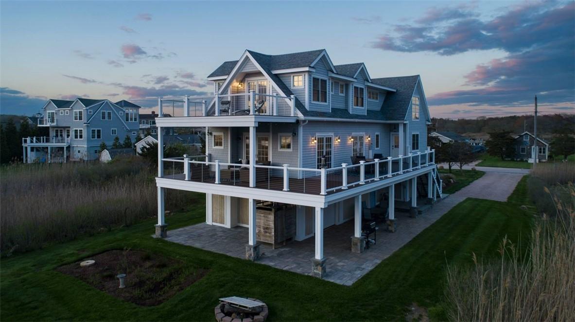 Image 3: Two levels of terraces capture amazing views.