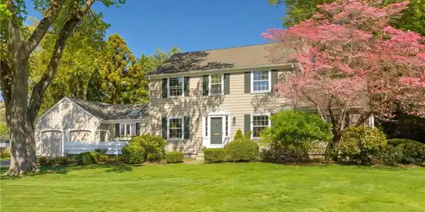 8 Harbour Road