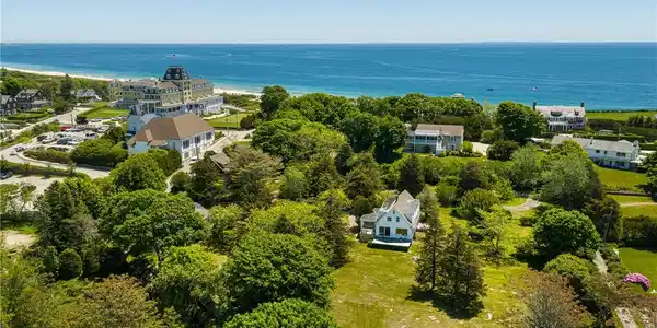 Image 4: The existing main house on the property with four