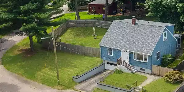 253 Arnold Street