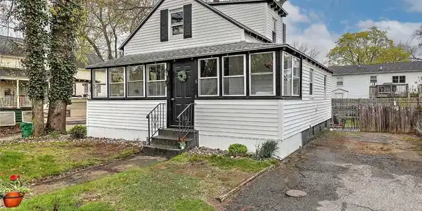 5 Oakside Street