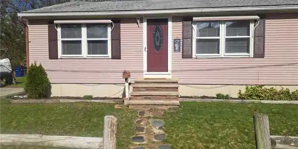 82 Valley Avenue