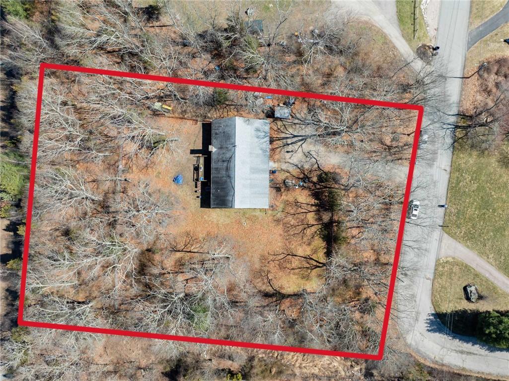 Image 2: Aerial view with approximate lot boundaries