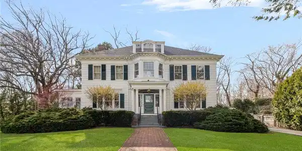 291 Spencer Avenue