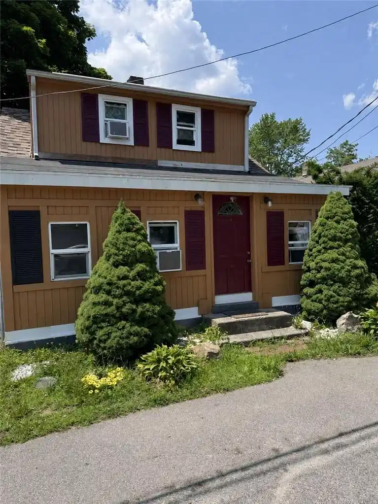 Image 1: Exterior front