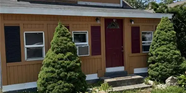 77 Huron Street